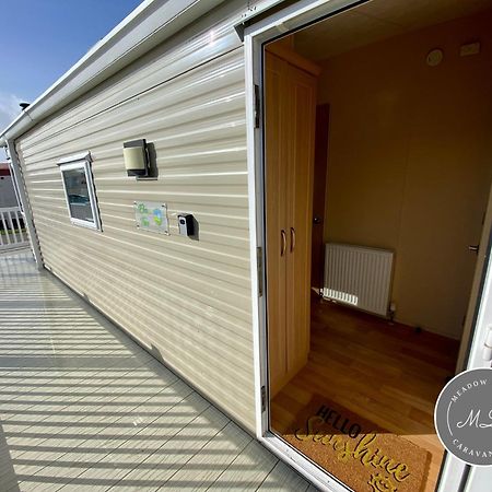 Palm Grove 132 - Pet Friendly, Wifi, Central Heating, Close To Shops And Beach - Meadow Lakes Caravan & Lodge Hire Chapel Saint Leonards Esterno foto