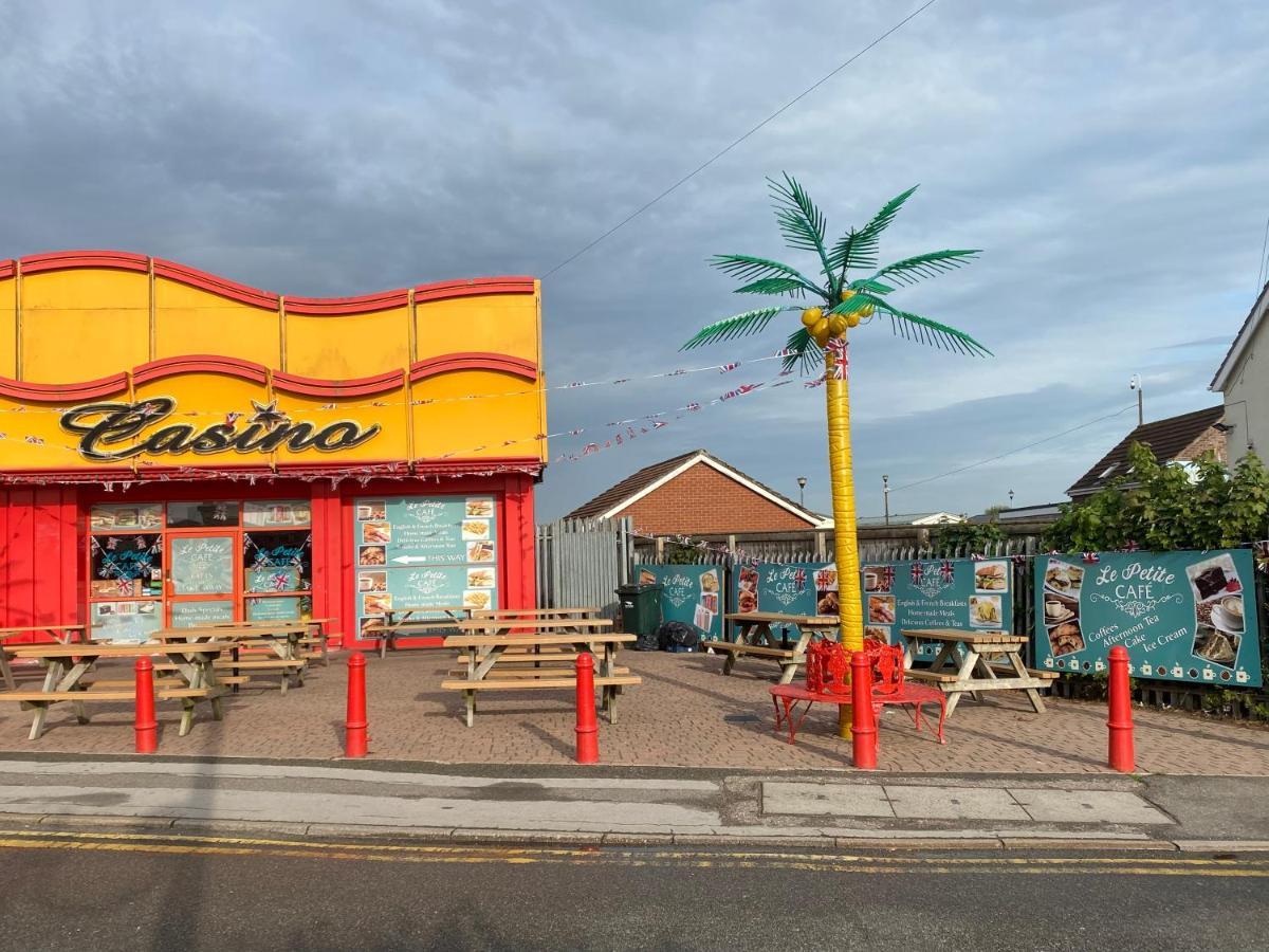 Palm Grove 132 - Pet Friendly, Wifi, Central Heating, Close To Shops And Beach - Meadow Lakes Caravan & Lodge Hire Chapel Saint Leonards Esterno foto
