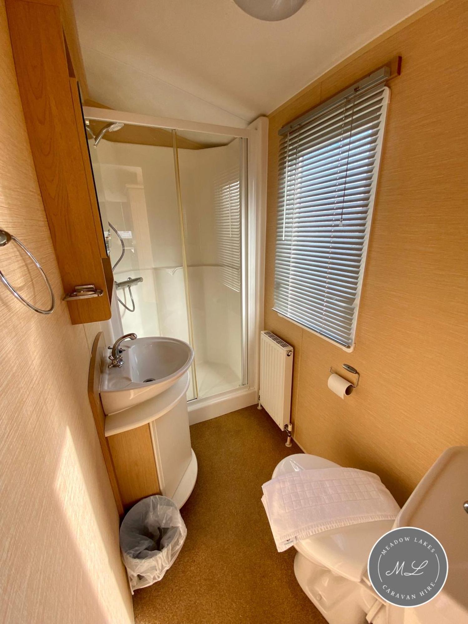 Palm Grove 132 - Pet Friendly, Wifi, Central Heating, Close To Shops And Beach - Meadow Lakes Caravan & Lodge Hire Chapel Saint Leonards Esterno foto